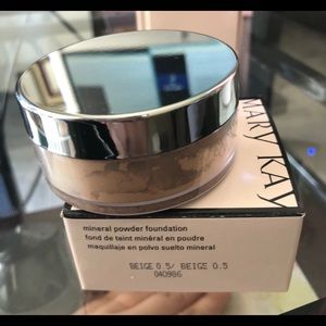 Mary Kay mineral powder foundation
